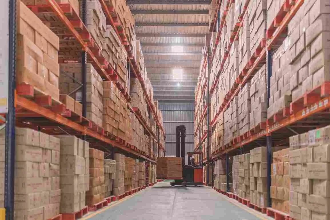 warehouse services